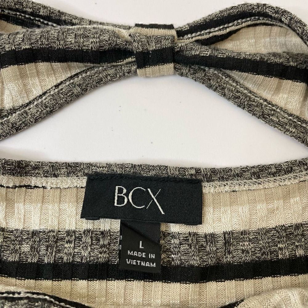 BCX| Large| Open back| Stretch| Soft| Striped - Picture 6 of 11